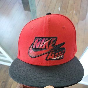 Nike True Air Mens SnapBack Hat Red Black Cap Adjustable Nike Air